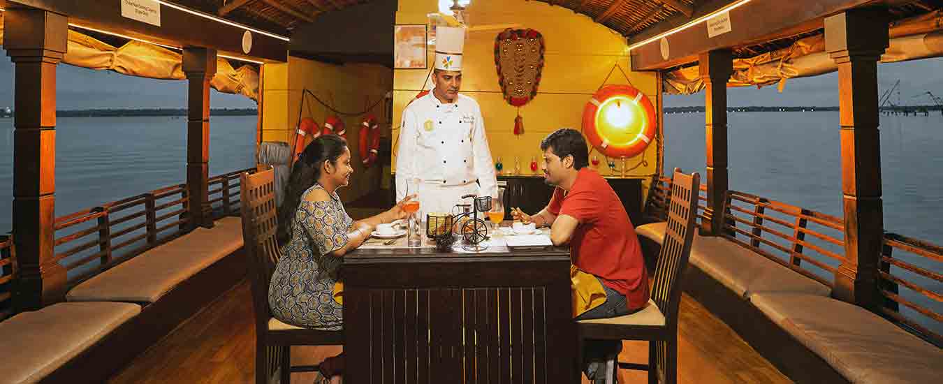 Houseboat Dining Experience